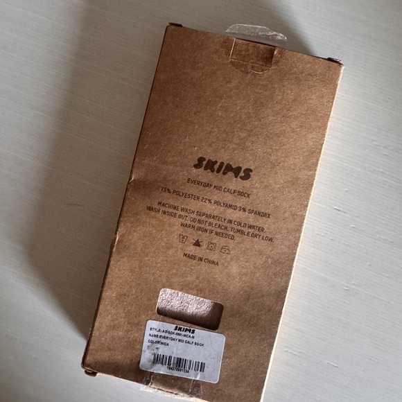 NWT Skims Everyday Mid Calf Socks, Womens - Mica (1 Pair) - NIB - Picture 3 of 4